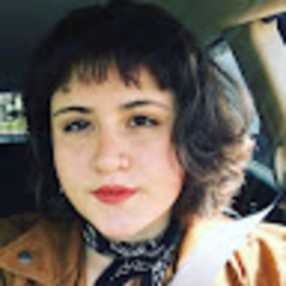 Meet your Posher, Sofia - Picture 1 of 1